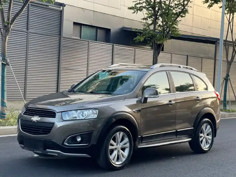 Chevrolet Captiva, 2016 — фото 1