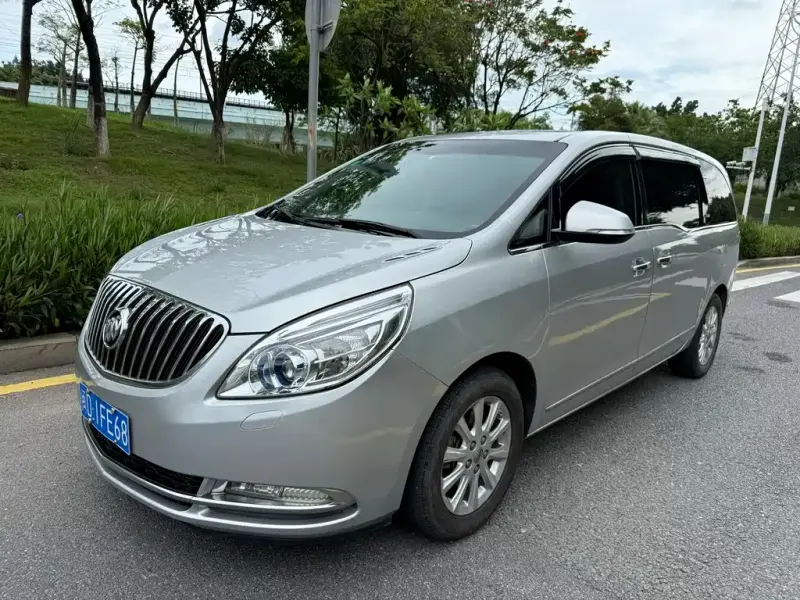 Buick GL8, 2012