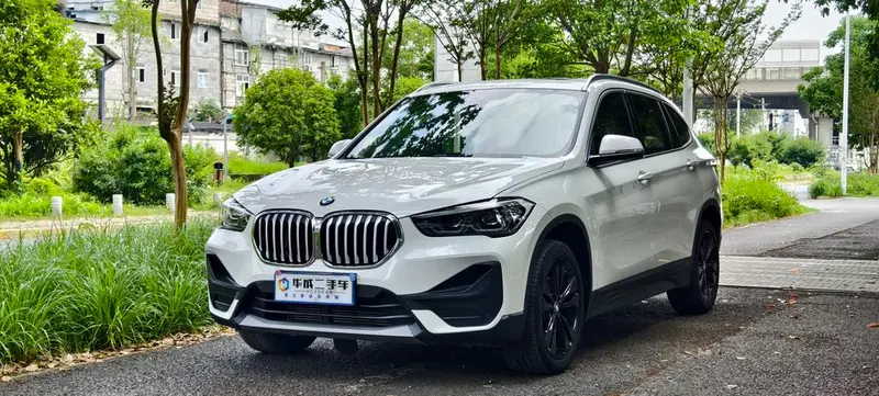 BMW X1 sDrive20Li Fashion Version, 2020 — фото 1