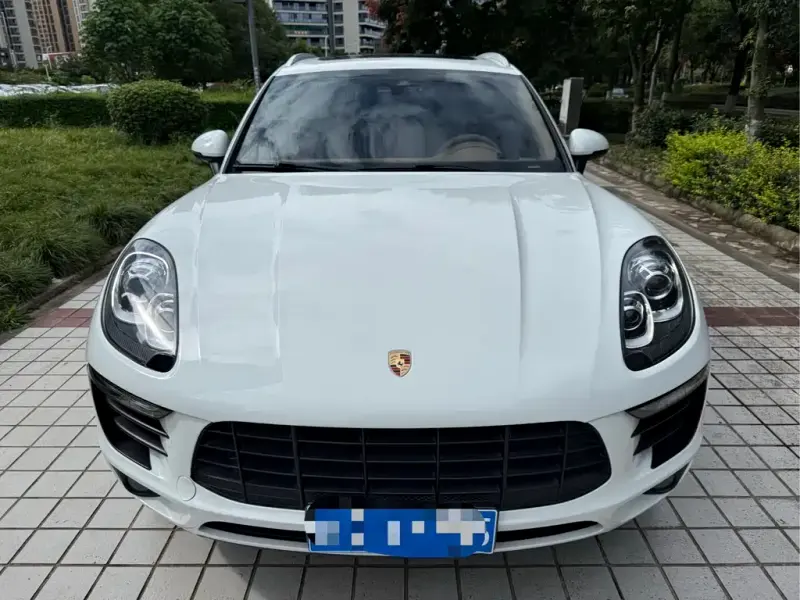 Porsche Macan, 2016