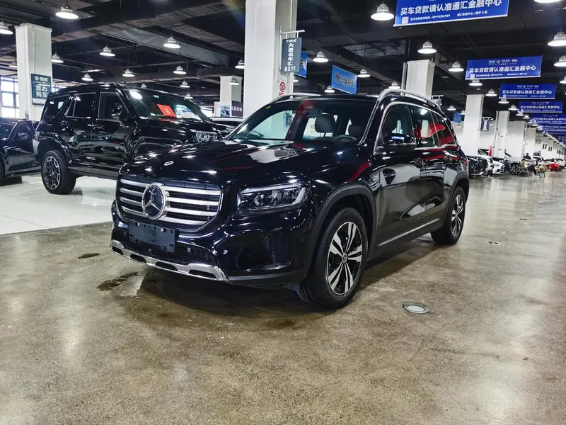 Mercedes-Benz GLB, 2024