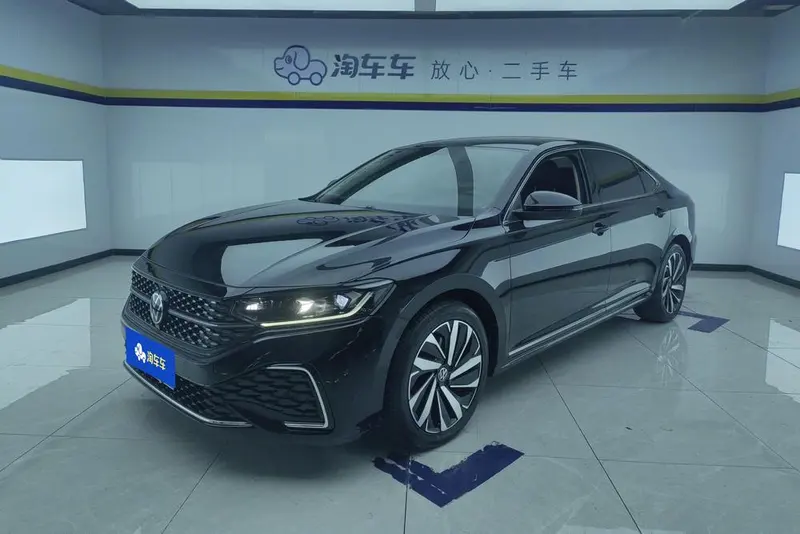 Volkswagen Passat, 2023