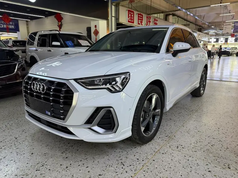 Audi Q3, 2023