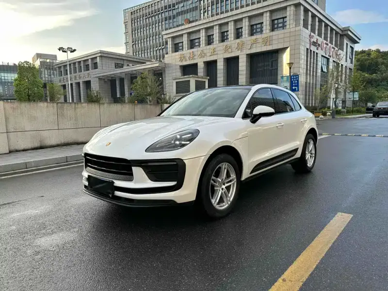 Porsche Macan, 2024