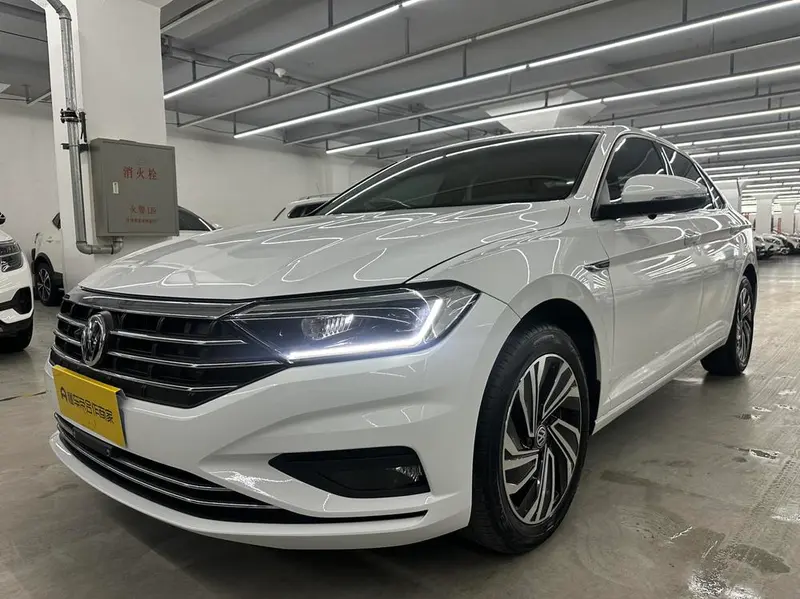 Volkswagen Sagitar, 2021