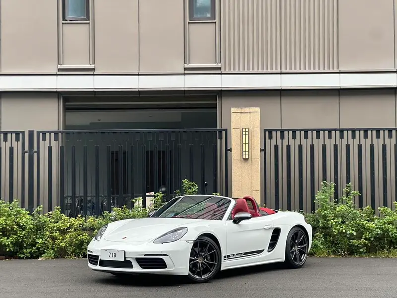Porsche 718, 2023