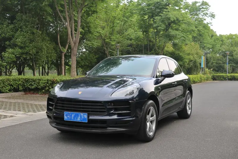 Porsche Macan, 2021