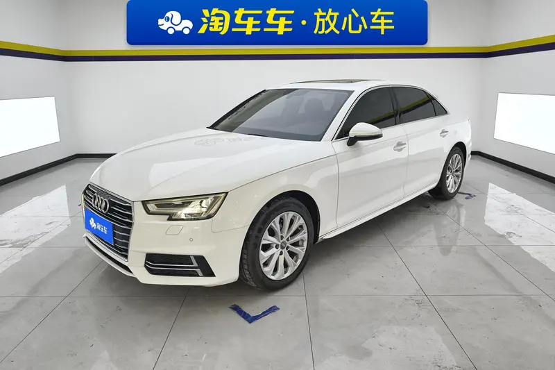 Audi A4L 40 TFSI Version CN5, 2019 — фото 1