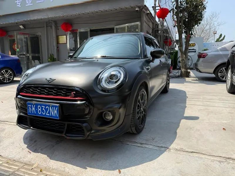 MINI MINI 1.5T ONE PLUS Edition, 2018 — фото 1