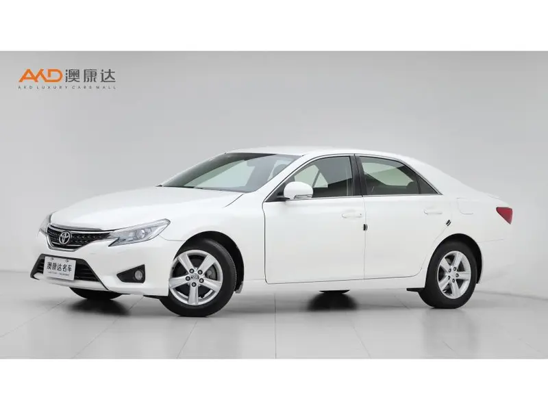 Toyota Reiz, 2013