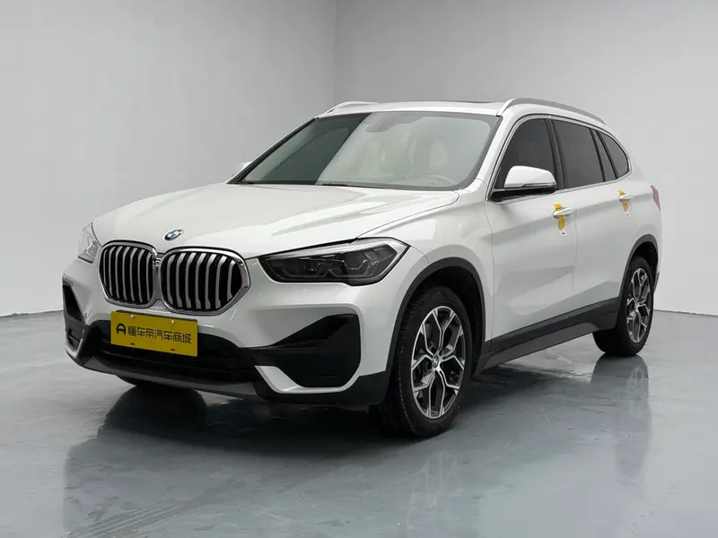 BMW X1 sDrive25Li Leading Version, 2022 — фото 1