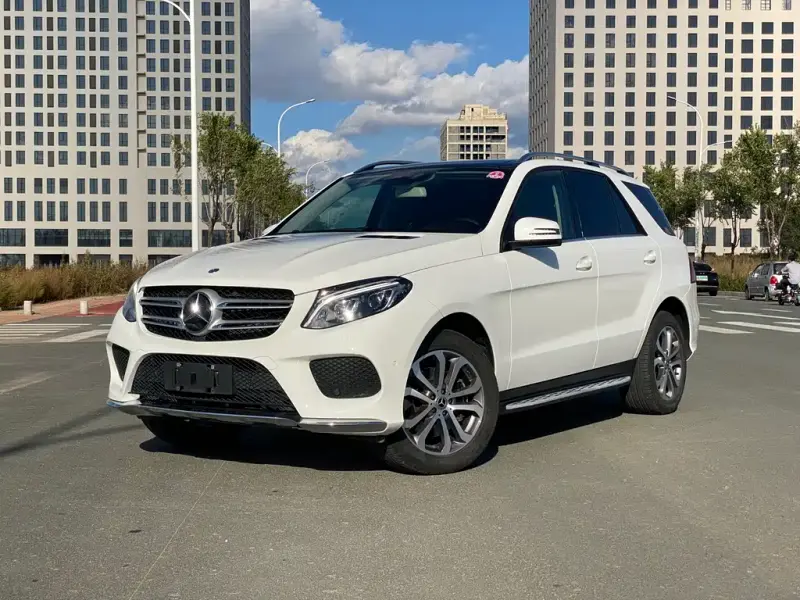 Mercedes-Benz GLE, 2016 — фото 1