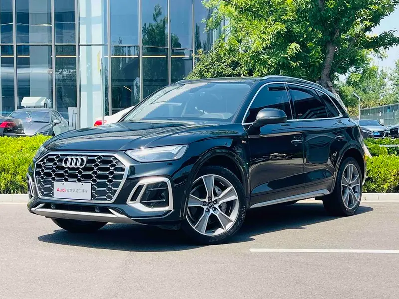 Audi Q5L, 2022