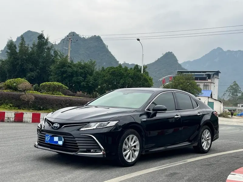 Toyota Camry, 2023