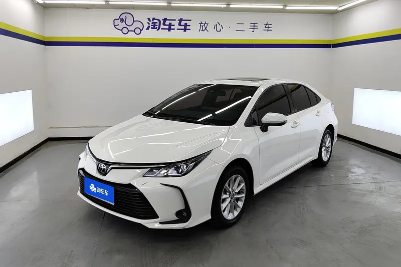 Toyota Corolla 1.2T S-CVT Elite PLUS Edition, 2021 — фото 1