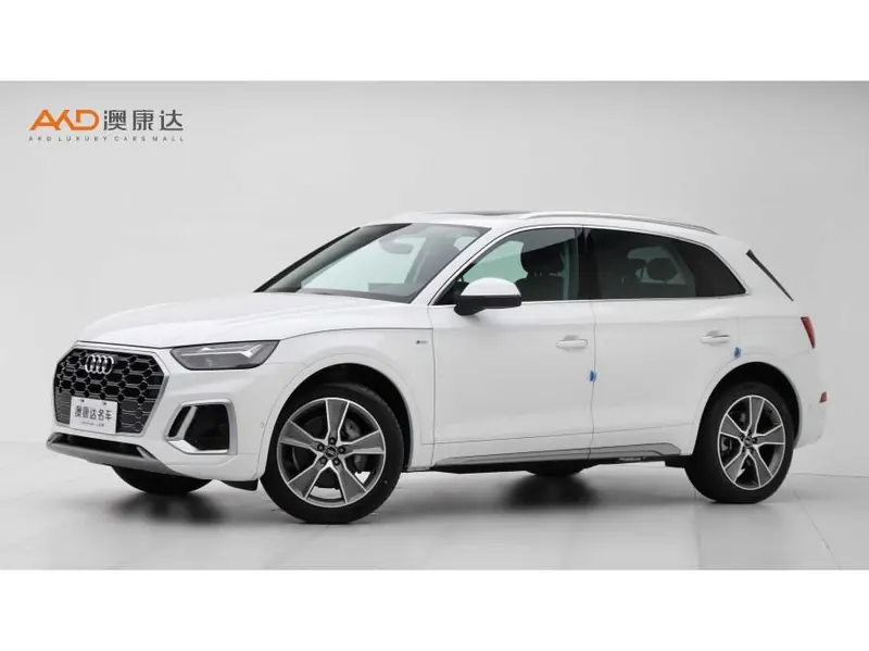 Audi Q5L, 2022