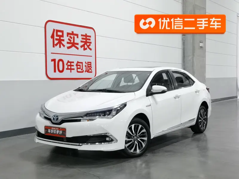 Toyota Corolla Dual Engine 1.8L E-CVT Style Edition CN5, 2018 — фото 1
