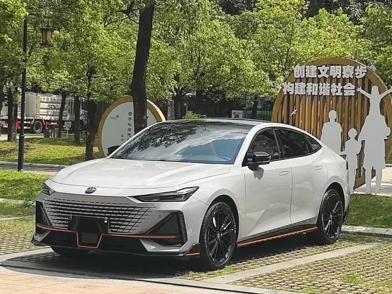 Changan UNI-V, 2023
