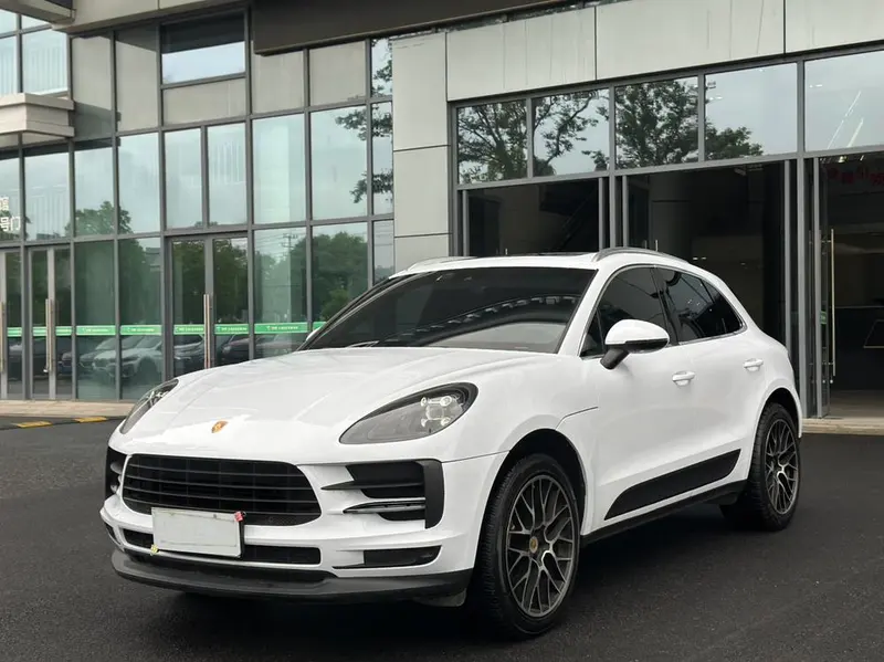 Porsche Macan, 2021
