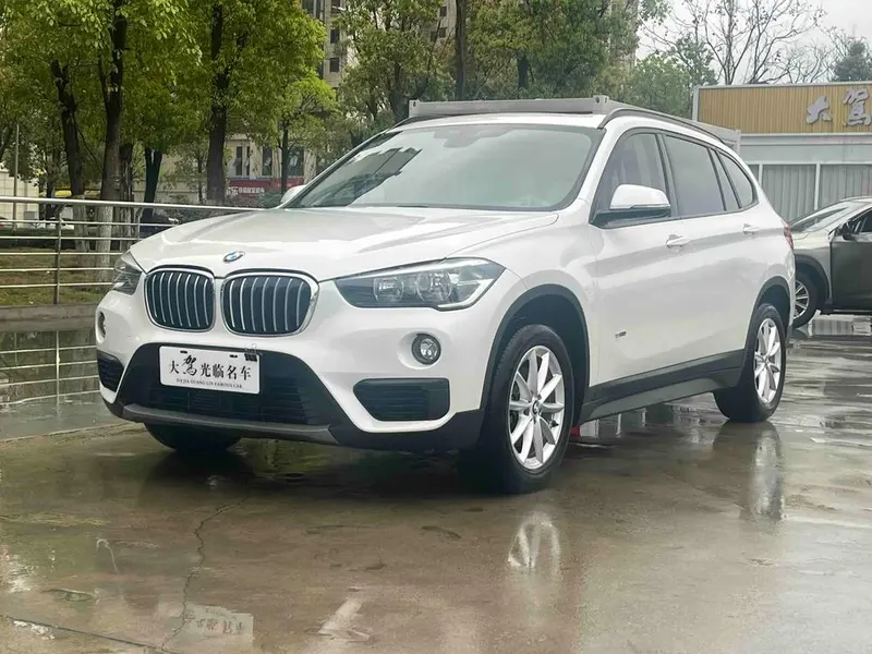 BMW X1 sDrive18Li Fashion Version, 2018 — фото 1
