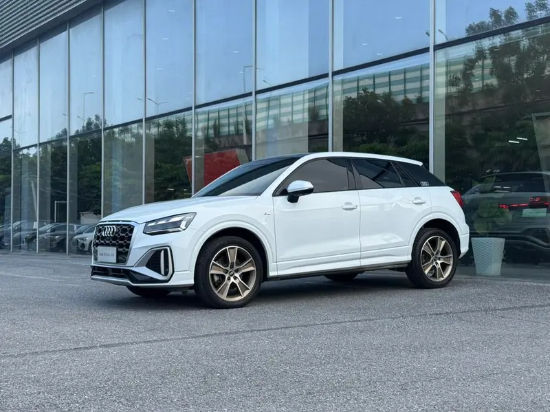 Audi Q2L 35 TFSI Fashion Version, 2024 — фото 1