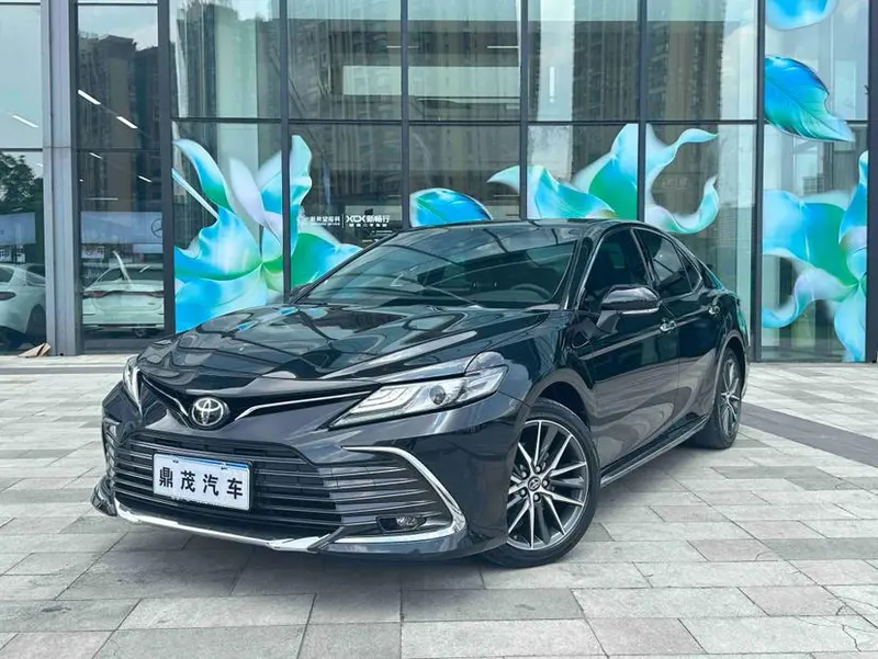 Toyota Camry, 2023