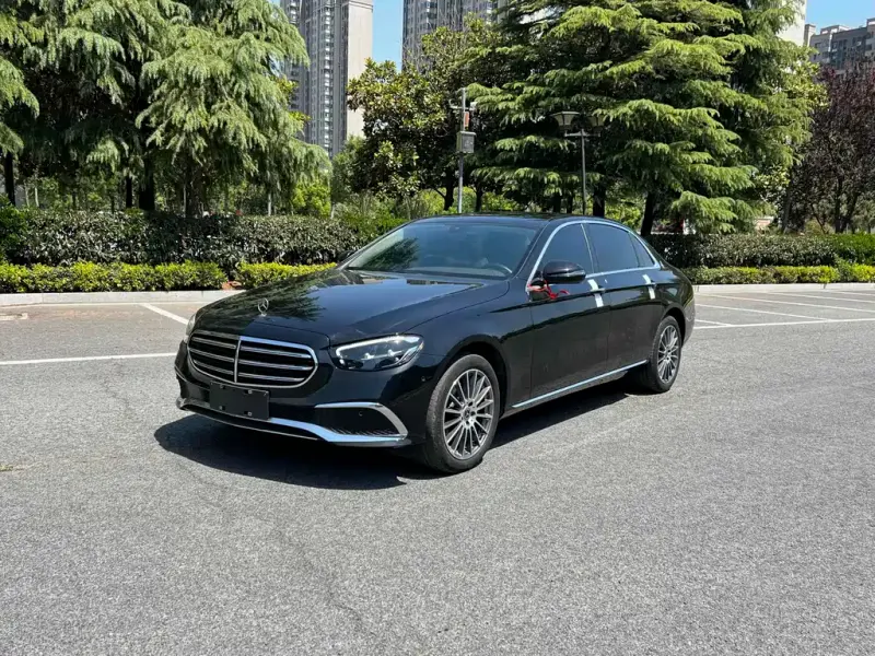 Mercedes-Benz E-Class, 2023 — фото 1