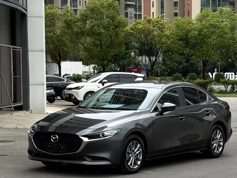 Mazda 3 Axela, 2020