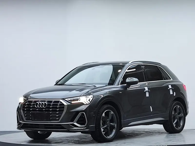 Audi Q3, 2022