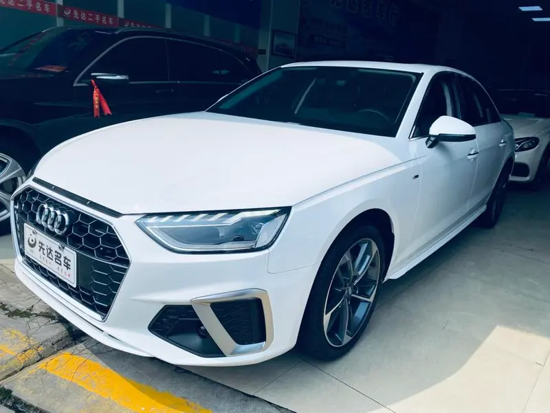 Audi A4L, 2020