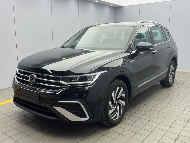 Volkswagen Tiguan L, 2023