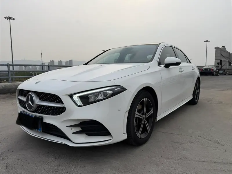 Mercedes-Benz A-Class A 200 L Sport Fashion Edition, 2022 — фото 1