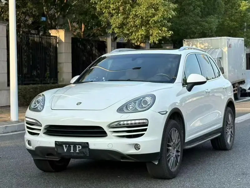 Porsche Cayenne, 2011