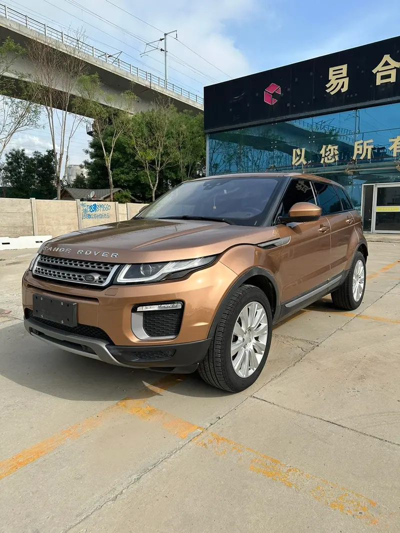 Land Rover Range Rover Evoque 2.0T SE Edition, 2017 — фото 1