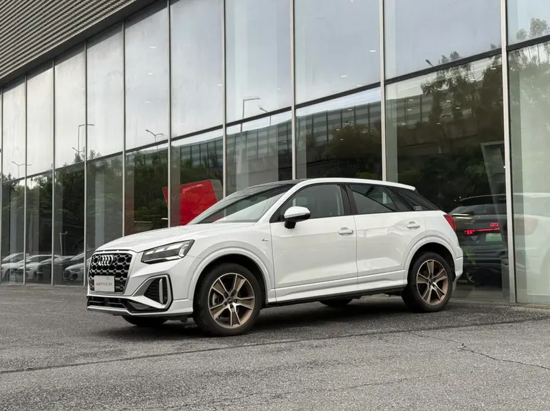 Audi Q2L 35 TFSI Fashion Version, 2024 — фото 1
