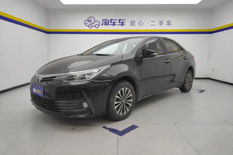 Toyota Corolla Facelift 1.2T S-CVT GL CN5, 2017 — фото 1