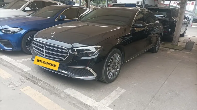 Mercedes-Benz E-Class E 300 L Luxury Version, 2023 — фото 1