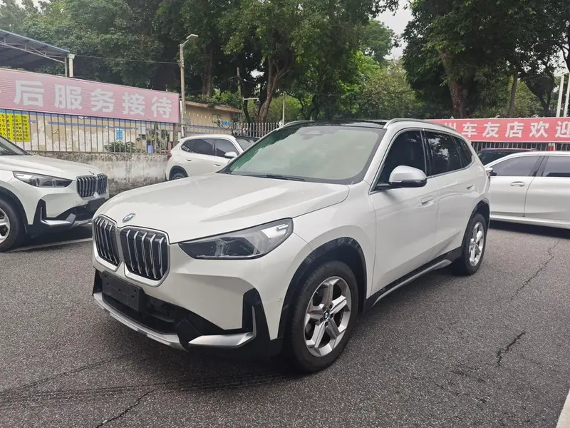 BMW X1 sDrive20Li X, 2023 — фото 1