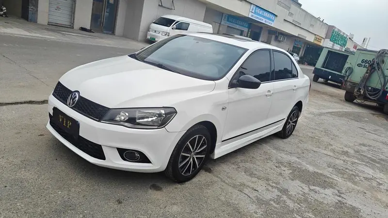 Volkswagen Jetta, 2015