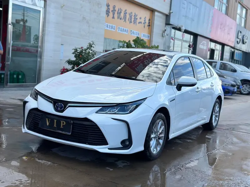 Toyota Corolla Dual Engine 1.8L E-CVT Elite Edition, 2021 — фото 1