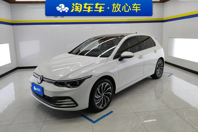 Volkswagen Golf, 2021