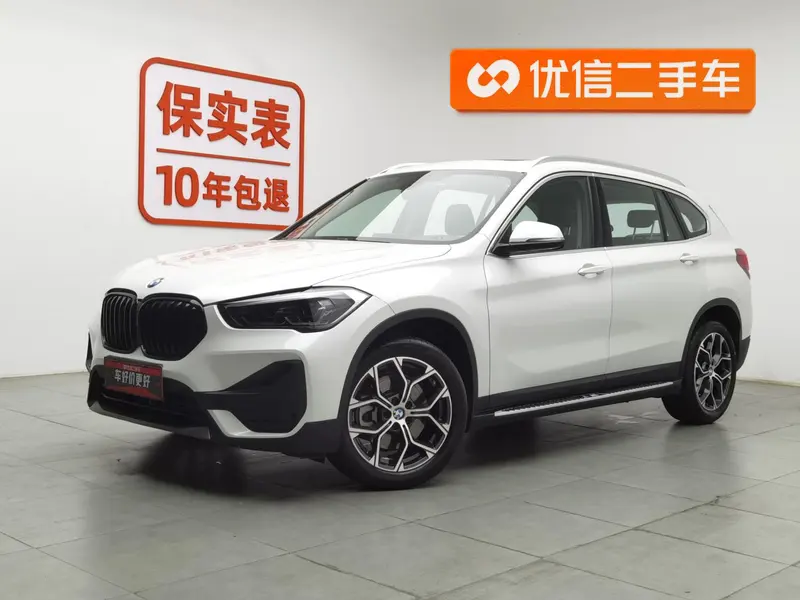 BMW X1 sDrive25Li Leading Version, 2022 — фото 1