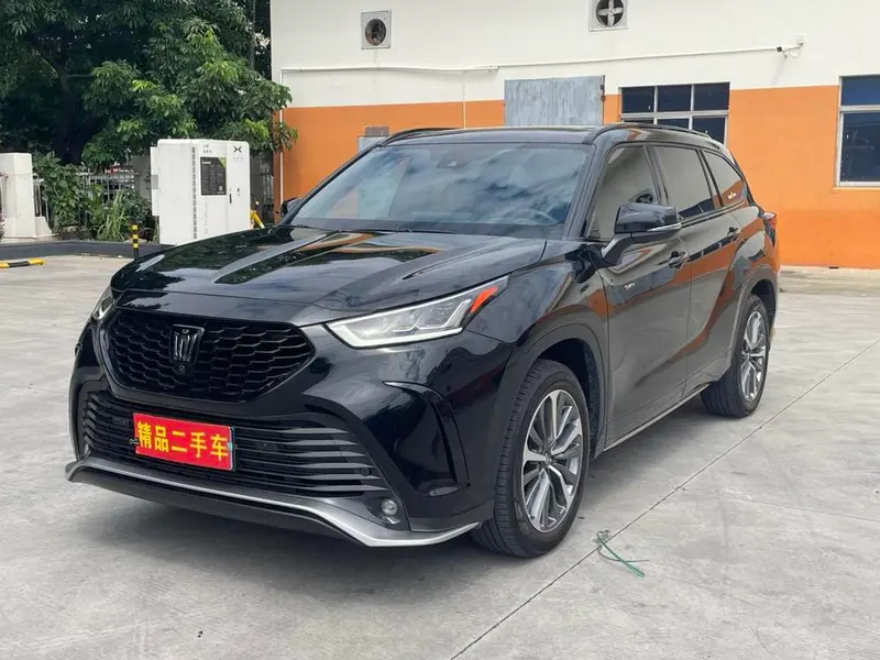 Toyota Crown Kluger Smart Hybrid Dual Engine 2.5L E-CVT 4WD Premium Edition, 2024 — фото 1