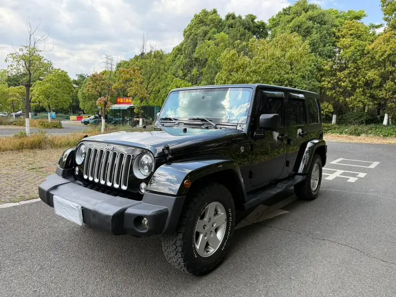 Jeep Wrangler, 2015