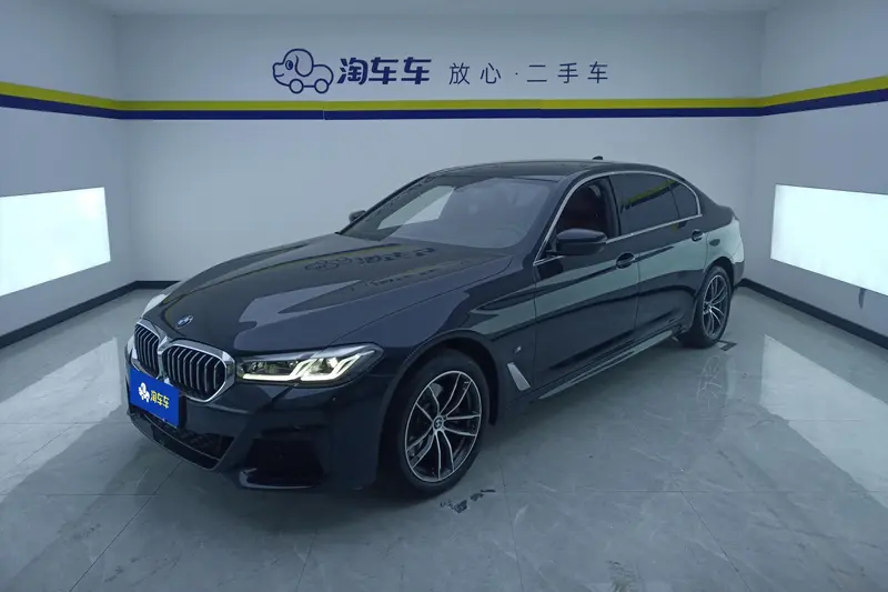 BMW 5-Series Facelift 525Li M Sport, 2022 — фото 1