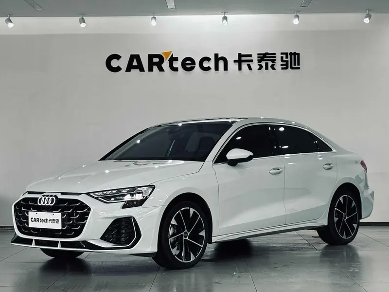 Audi A3 A3L Limousine 35 TFSI Rush Prestige Version, 2025 — фото 1