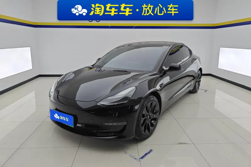 Tesla Model 3, 2022