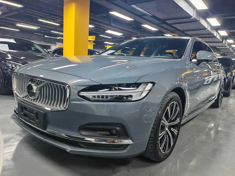 Volvo S90 B5 Luxury Edition, 2021 — фото 1