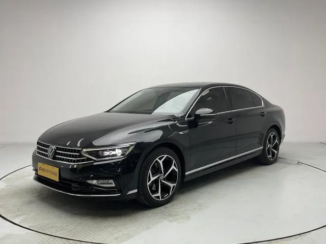 Volkswagen Magotan, 2023