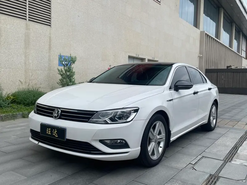 Volkswagen Lamando, 2015